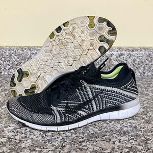 Nike Free TR Flyknit 5.0 Running 2016Release “Black/White” / Size 7.5 718785-004